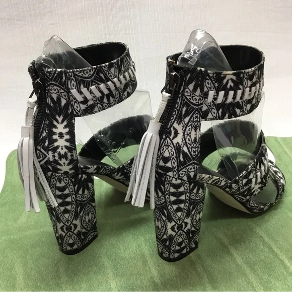 Nicole Miller Beautiful Black & White Heels - Picture 7 of 9